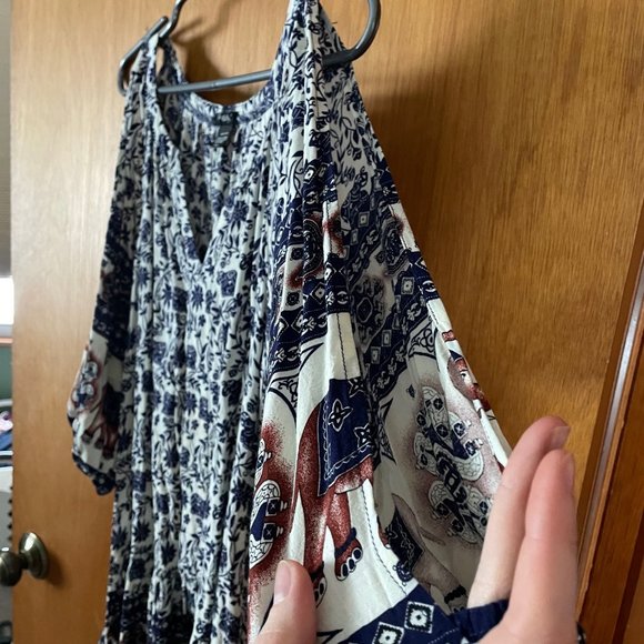 Patterned Mini Dress - Picture 3 of 4